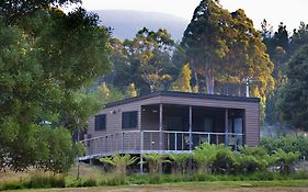 Tyenna River Cottages